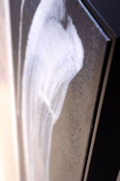 Ghost Black Frame 800x1200