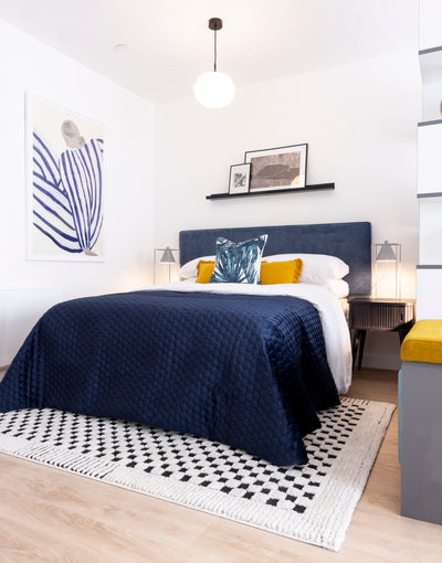 Acorn Pendant Light (Black & Opal Glass)